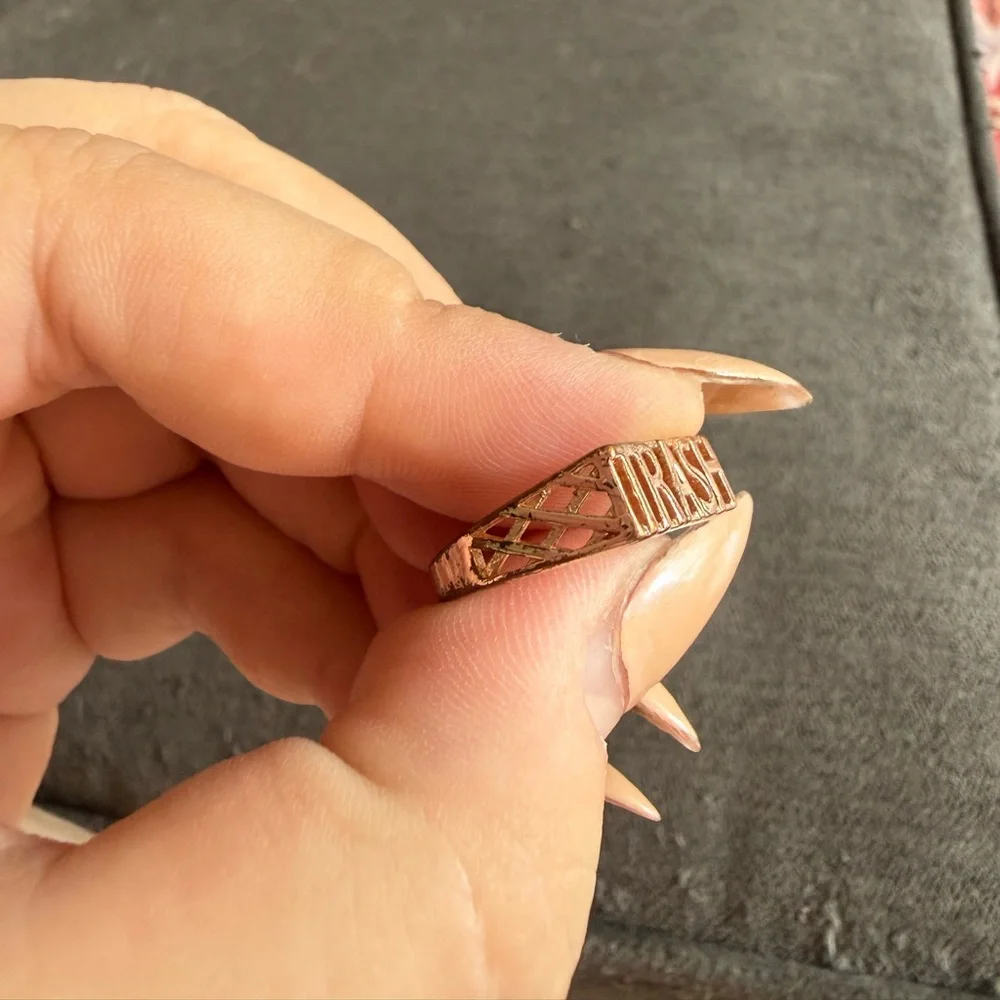 TRASH ring - Picture 2 of 4